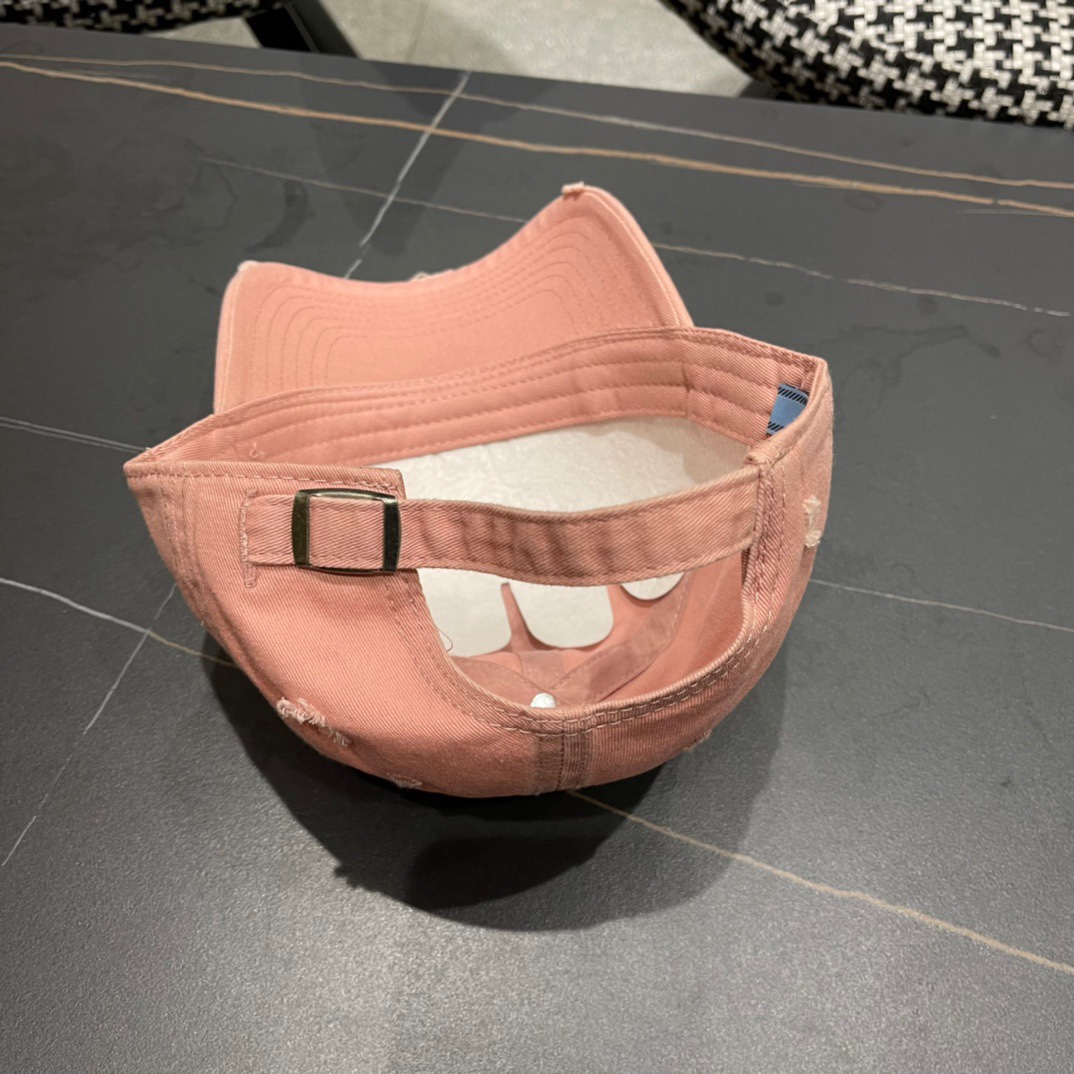 💛【普拉达】春夏新款棒球帽，新款出货超好搭配，赶紧入手！