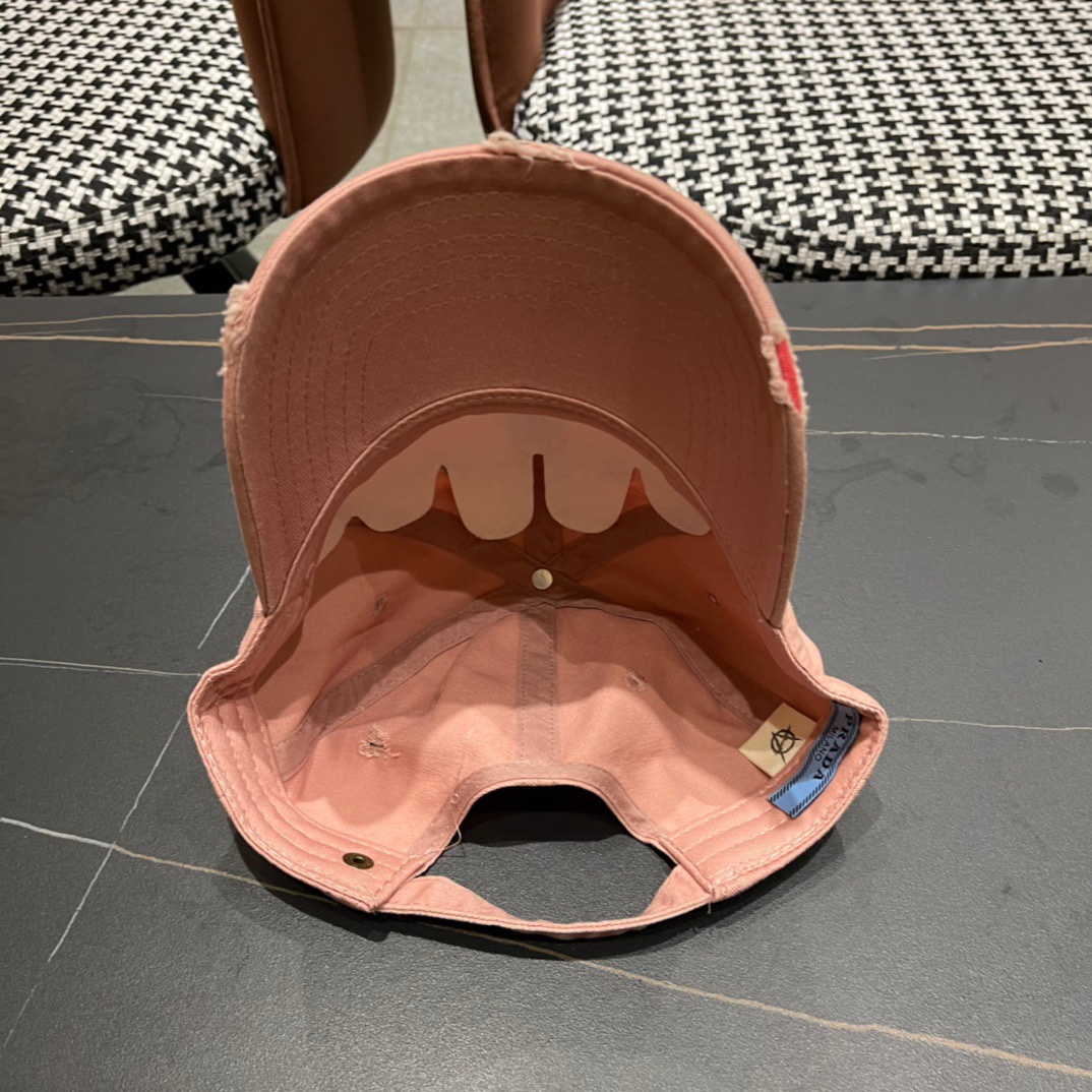 💛【普拉达】春夏新款棒球帽，新款出货超好搭配，赶紧入手！