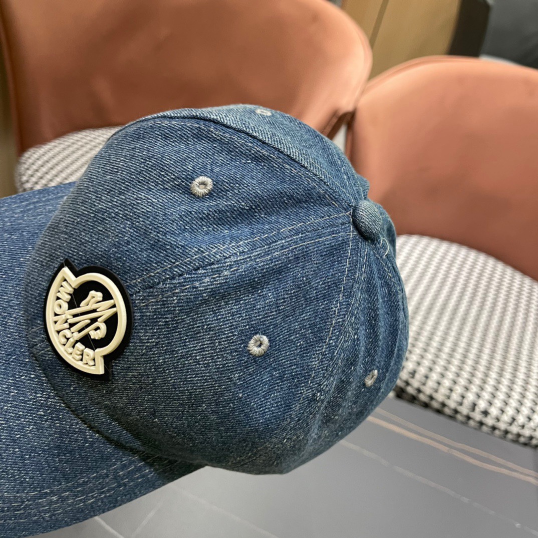   Moncler蒙口2024新款牛仔棒球帽，质量超赞，基础头围56，贴片可调节。