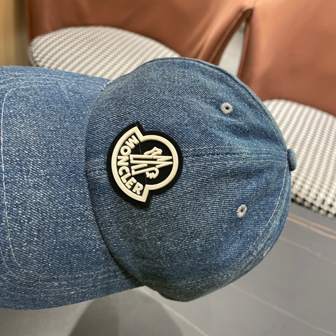   Moncler蒙口2024新款牛仔棒球帽，质量超赞，基础头围56，贴片可调节。