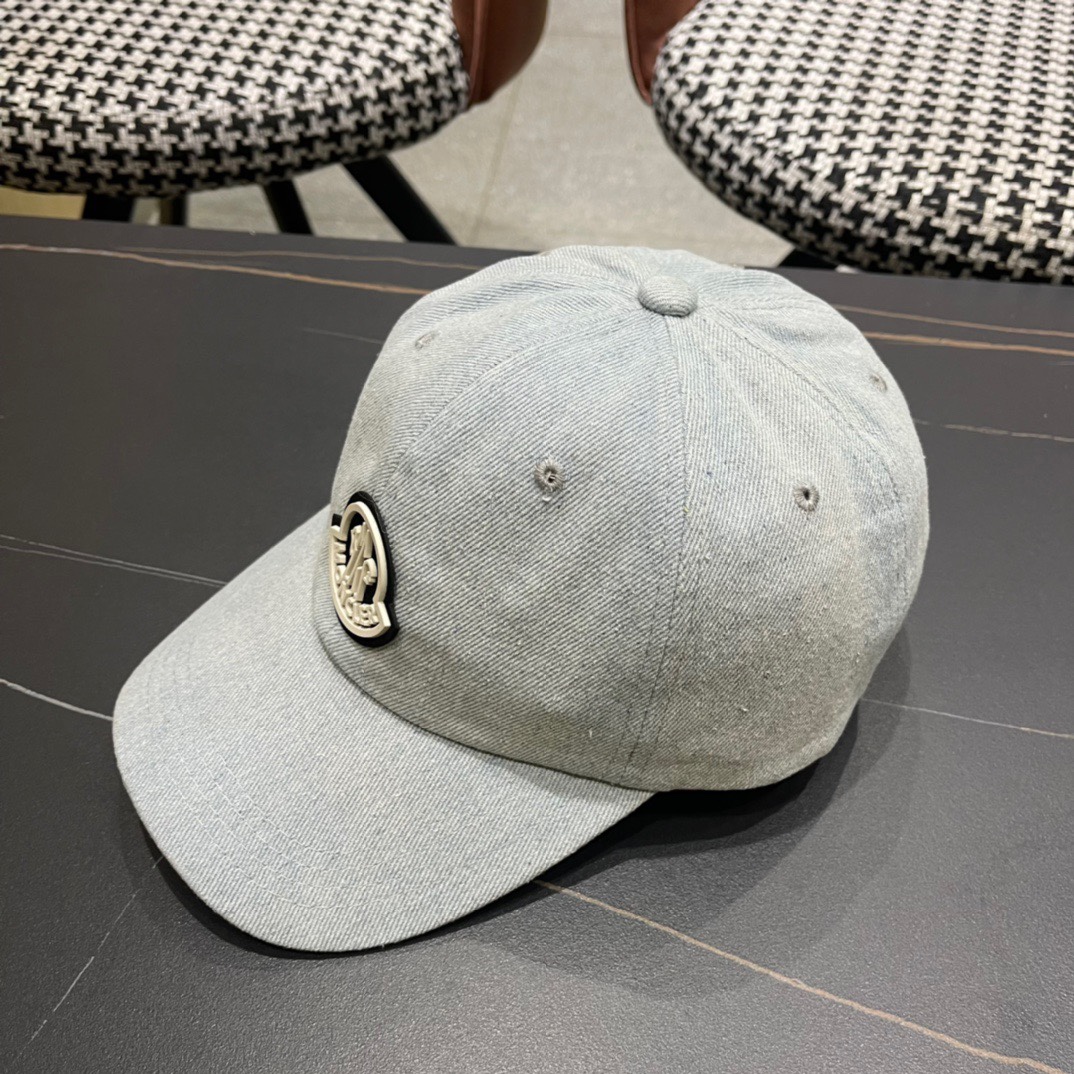   Moncler蒙口2024新款牛仔棒球帽，质量超赞，基础头围56，贴片可调节。