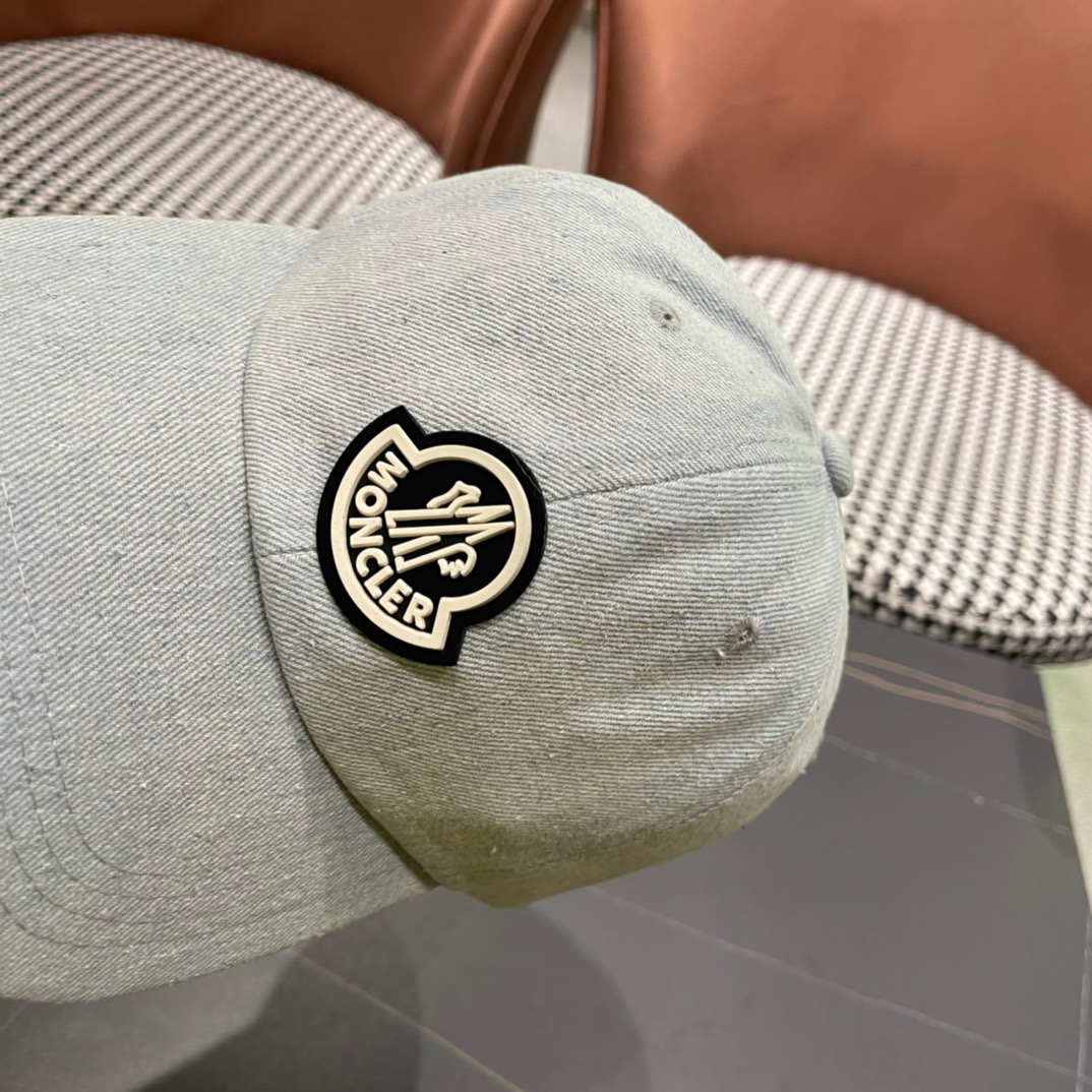   Moncler蒙口2024新款牛仔棒球帽，质量超赞，基础头围56，贴片可调节。