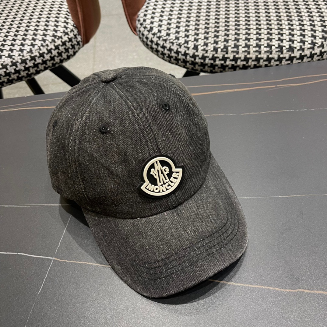   Moncler蒙口2024新款牛仔棒球帽，质量超赞，基础头围56，贴片可调节。
