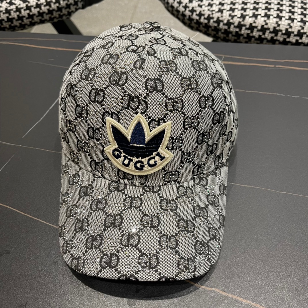 NO:207136,Gucci baseball cap GUCCI baseball cap, the original single is very popular, the craftsmanship is very exquisite, high-end, atmospheric and high-end!  Low-key luxury, easy to carry!  Run volume!  Hat Straw Hat Fisherman Hat Baseball Hat, Hats, Gucci, espadrilles, hats19860909古奇棒球帽GUCCI棒球帽,原单品质火爆来袭 工艺非常精美 高档大气上档次！低调奢华,方便携带！跑量！帽子草帽渔夫帽棒球帽,帽子,gucci,espadrilles,hats,hat
