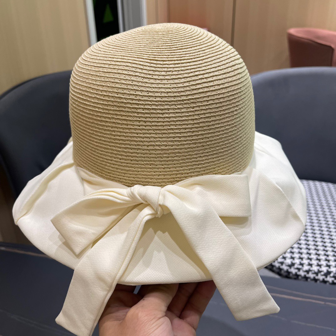 【普拉达】2024春夏新款渔夫帽，新款出货，大牌款超好搭配，赶紧入手！