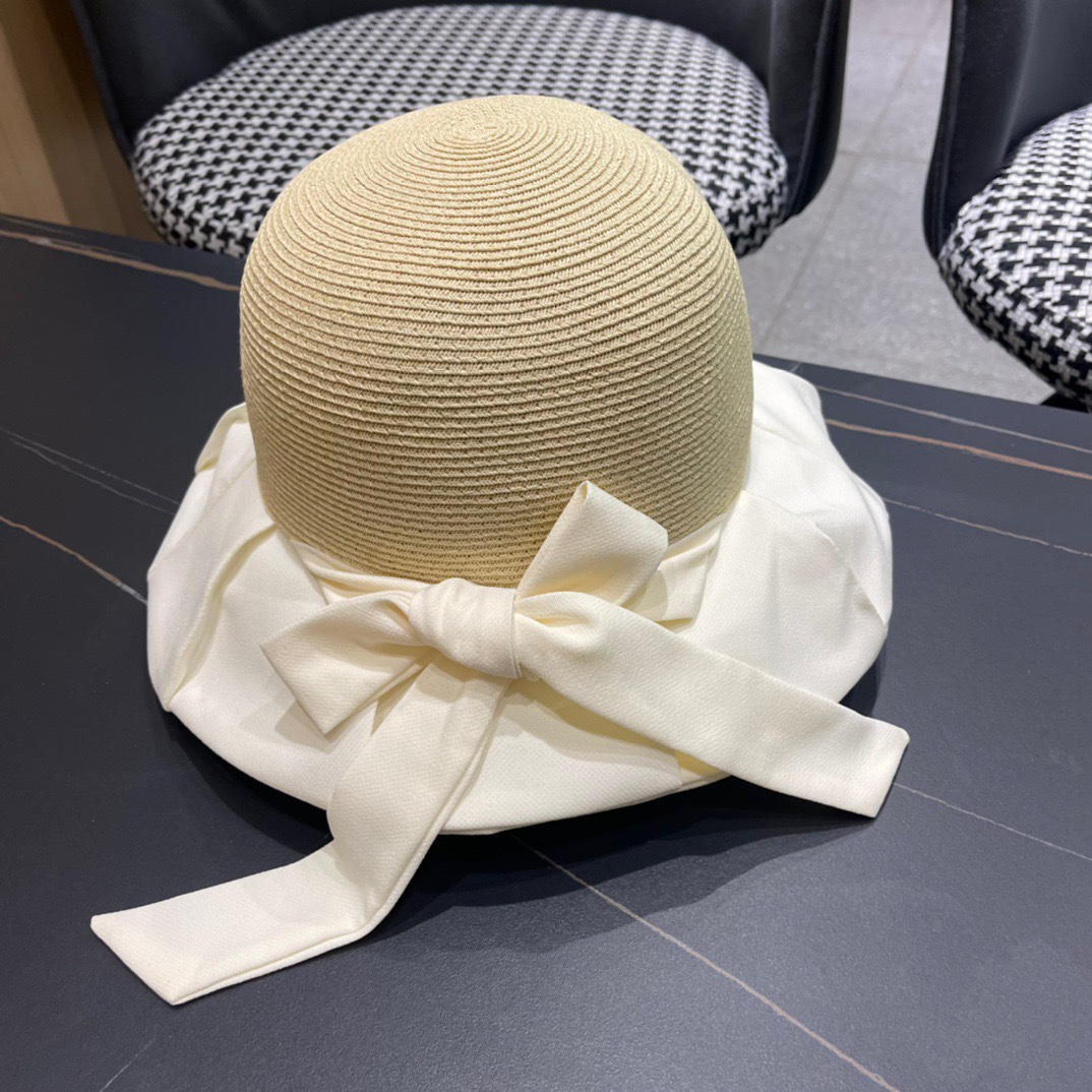 【普拉达】2024春夏新款渔夫帽，新款出货，大牌款超好搭配，赶紧入手！