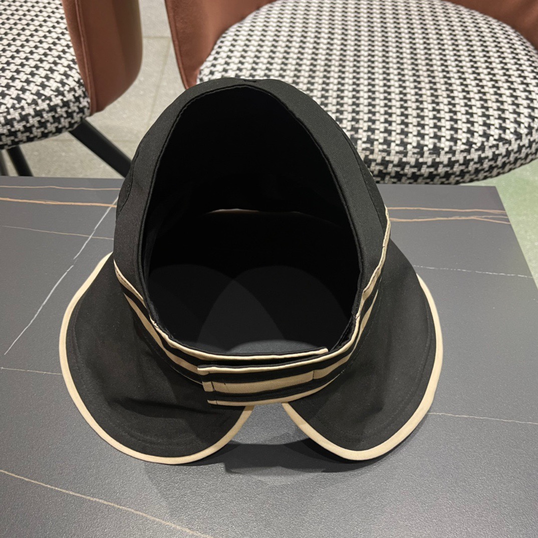   2024 香奈儿空顶帽 夏季防晒首选！极简风格异常好搭 