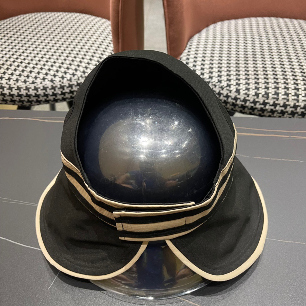   2024 香奈儿空顶帽 夏季防晒首选！极简风格异常好搭 