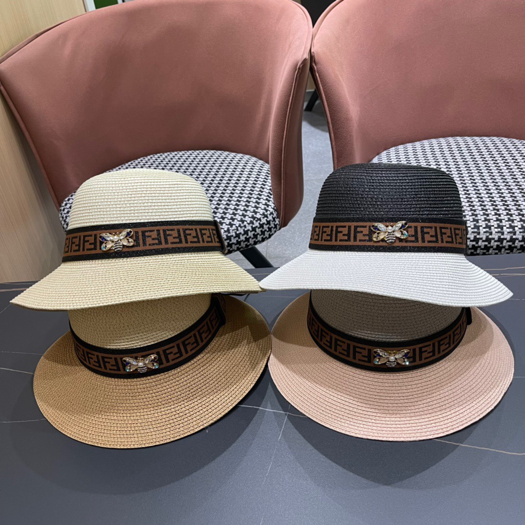NO:207306,Fendi's new color-blocked straw hat, a must-have for socialites, head circumference 57cm hat, straw hat, fisherman's hat, baseball hat, hat, fendi, espadrilles, hats19860909芬迪新款拼色草帽,名媛必备,头围57cm帽子草帽渔夫帽棒球帽,帽子,fendi,espadrilles,hats,hat