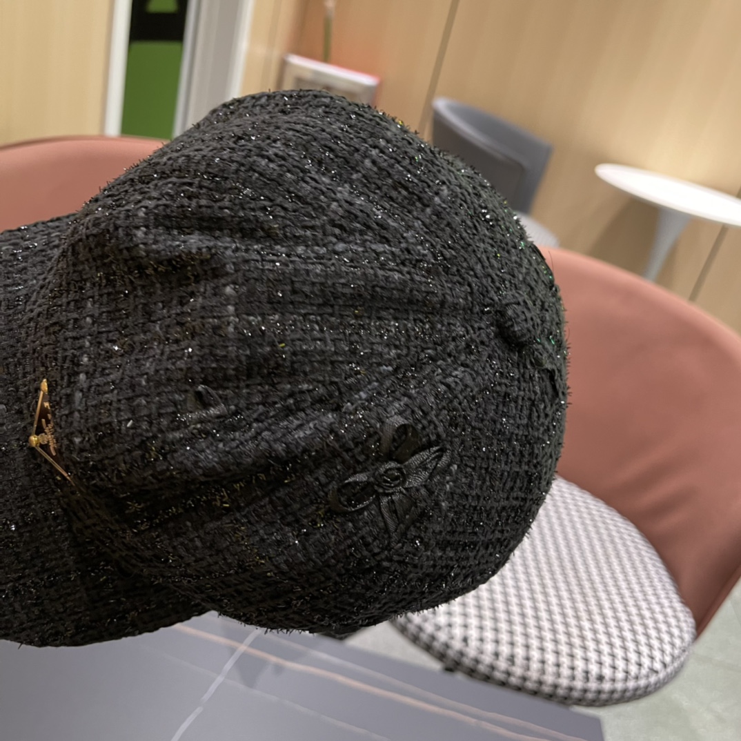 【普拉达】2024早秋新款网红贝雷帽新款出货，大牌款超好搭配，赶紧入手！