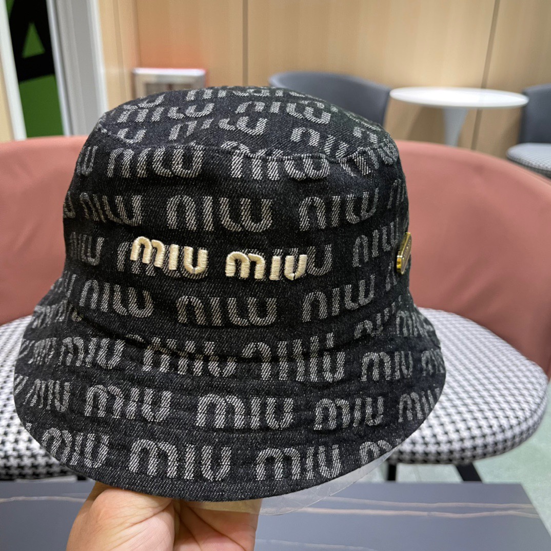  谬谬新款牛仔渔夫帽大牌简约尚时风，尊享品质感！