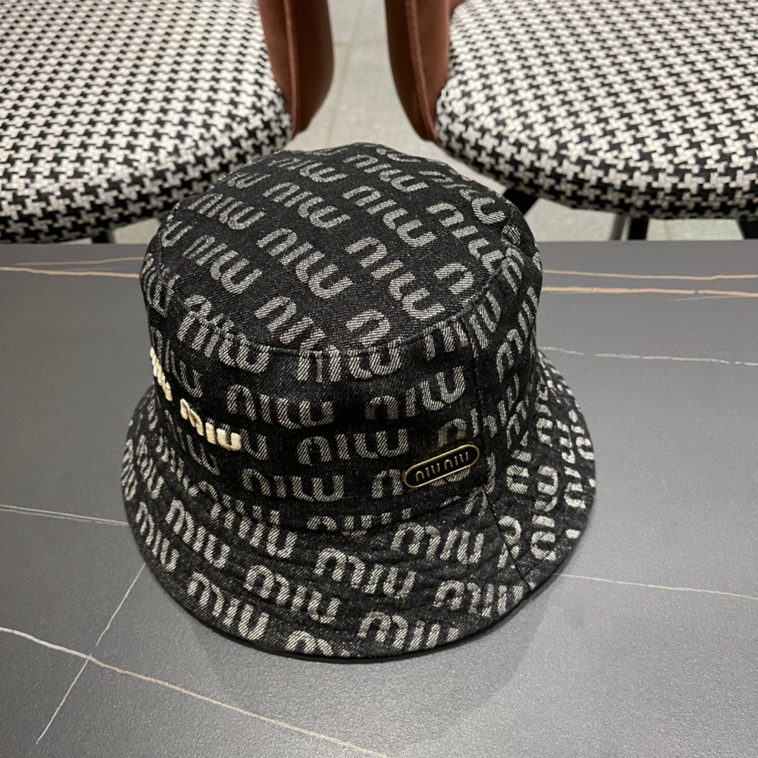  谬谬新款牛仔渔夫帽大牌简约尚时风，尊享品质感！