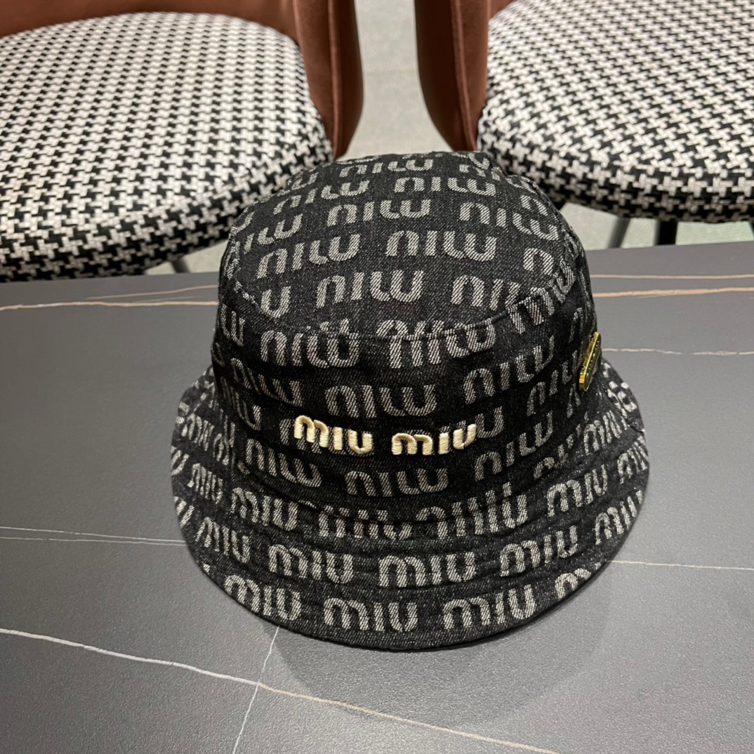  谬谬新款牛仔渔夫帽大牌简约尚时风，尊享品质感！