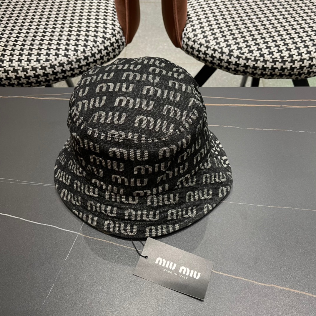  谬谬新款牛仔渔夫帽大牌简约尚时风，尊享品质感！