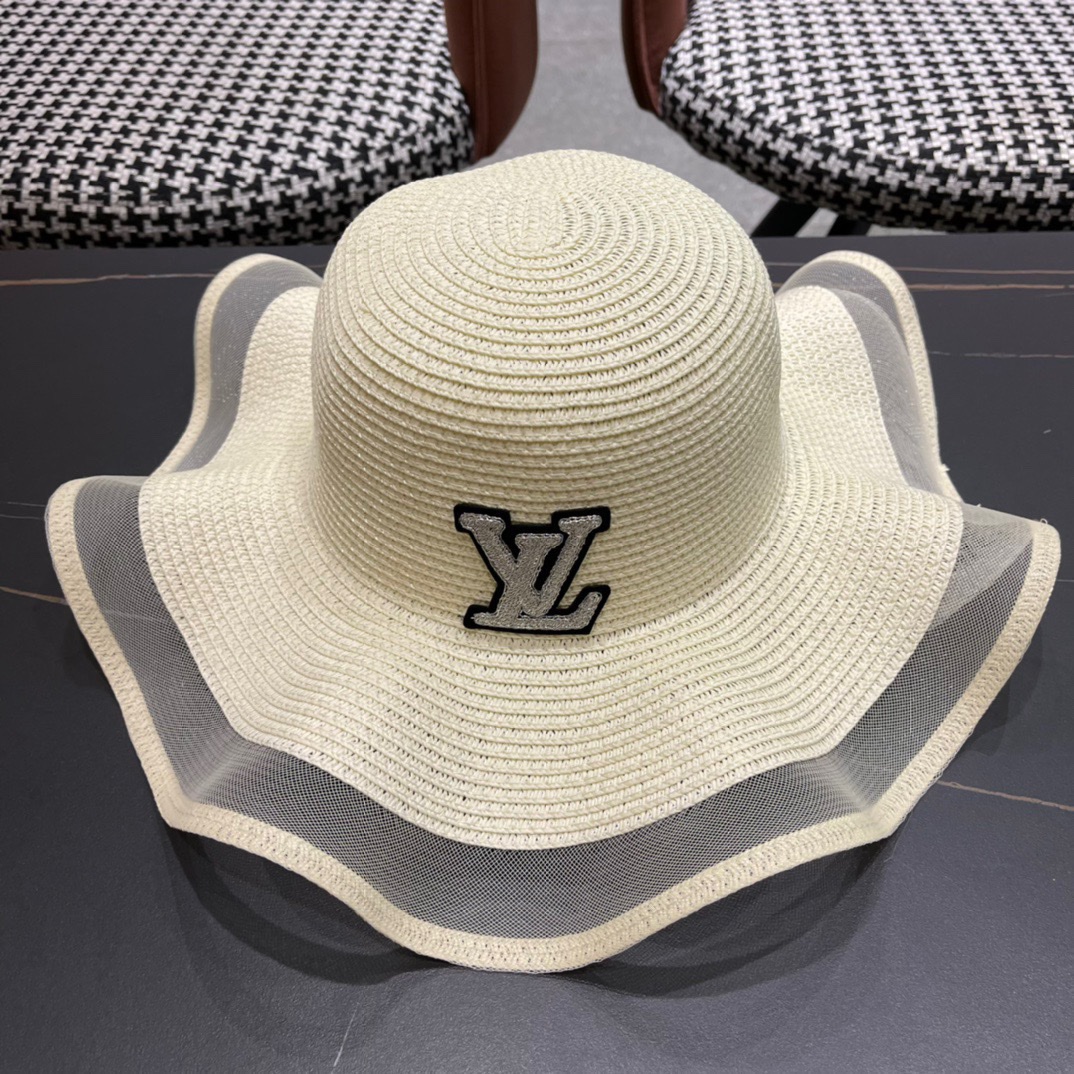  路易威登 LV 草帽,新款无数时尚达人必备 细草编织，旅游出街佳选