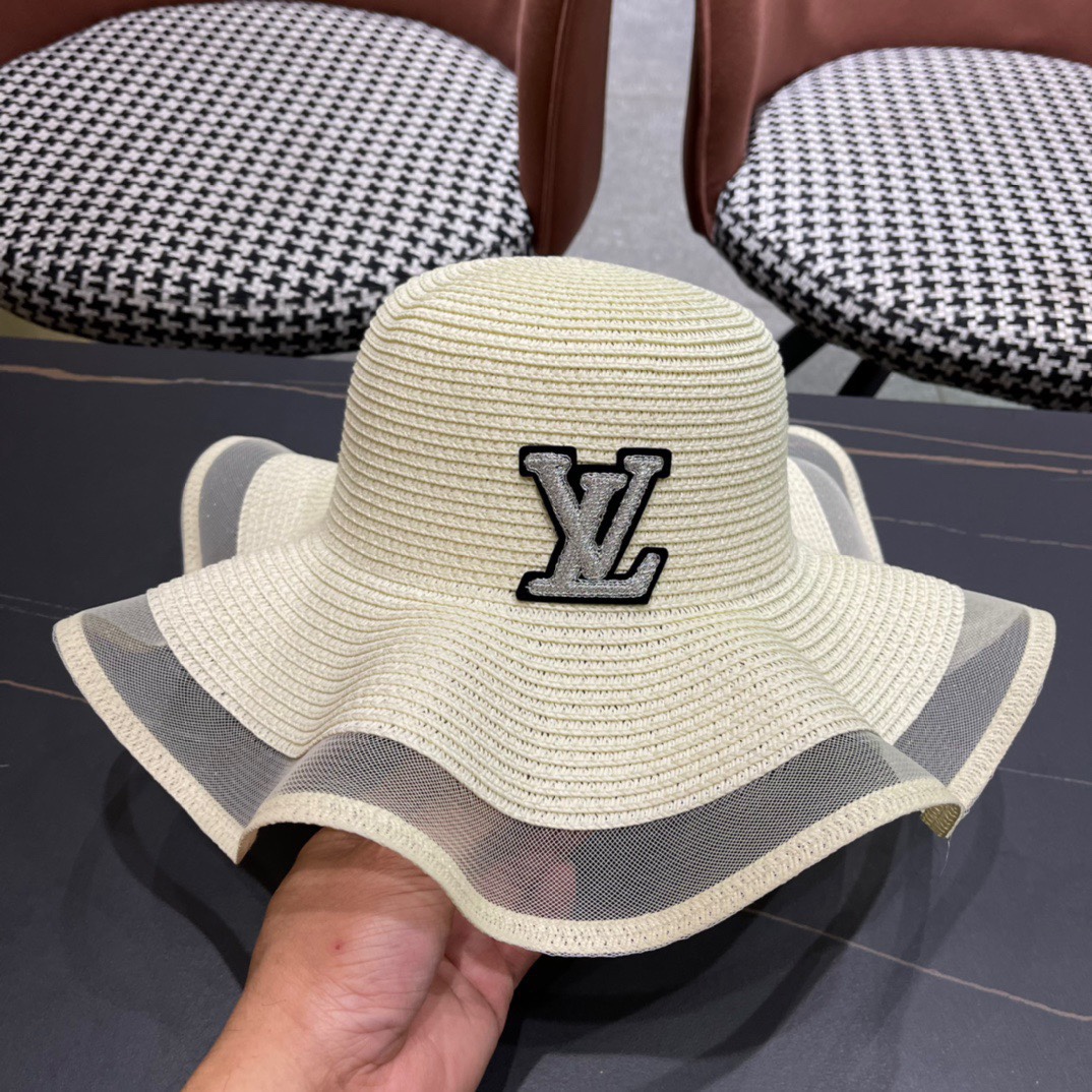  路易威登 LV 草帽,新款无数时尚达人必备 细草编织，旅游出街佳选