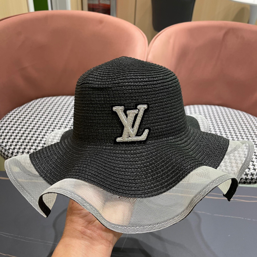  路易威登 LV 草帽,新款无数时尚达人必备 细草编织，旅游出街佳选