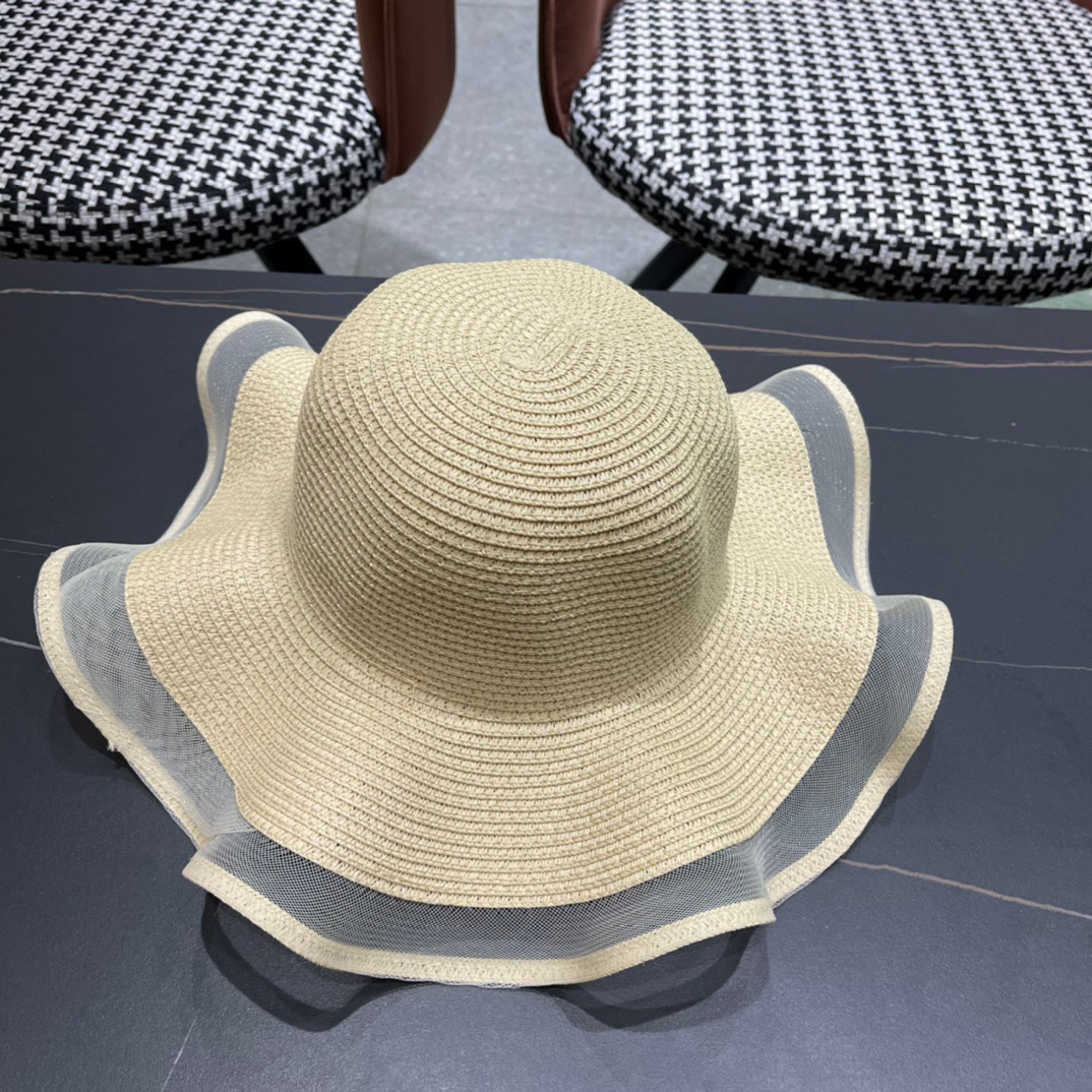  路易威登 LV 草帽,新款无数时尚达人必备 细草编织，旅游出街佳选