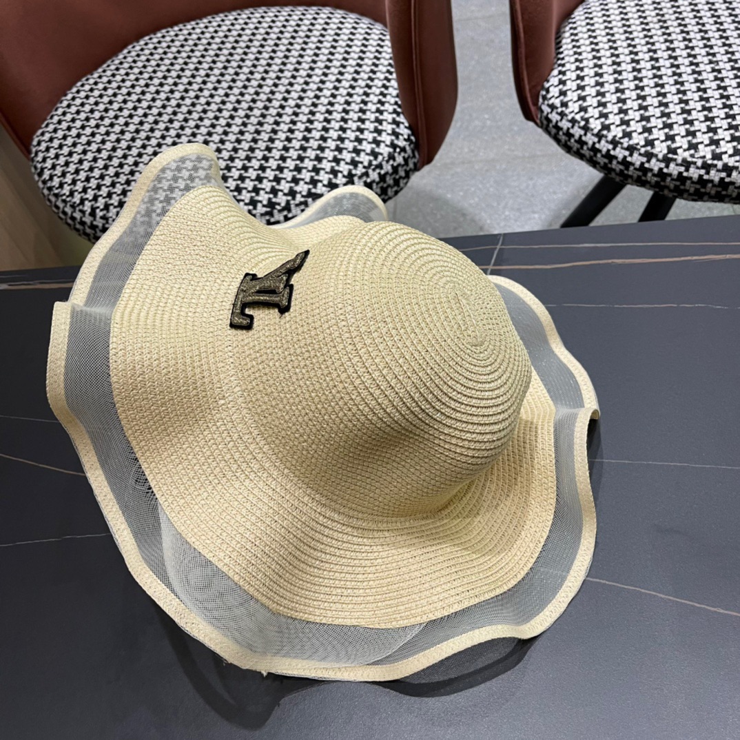  路易威登 LV 草帽,新款无数时尚达人必备 细草编织，旅游出街佳选