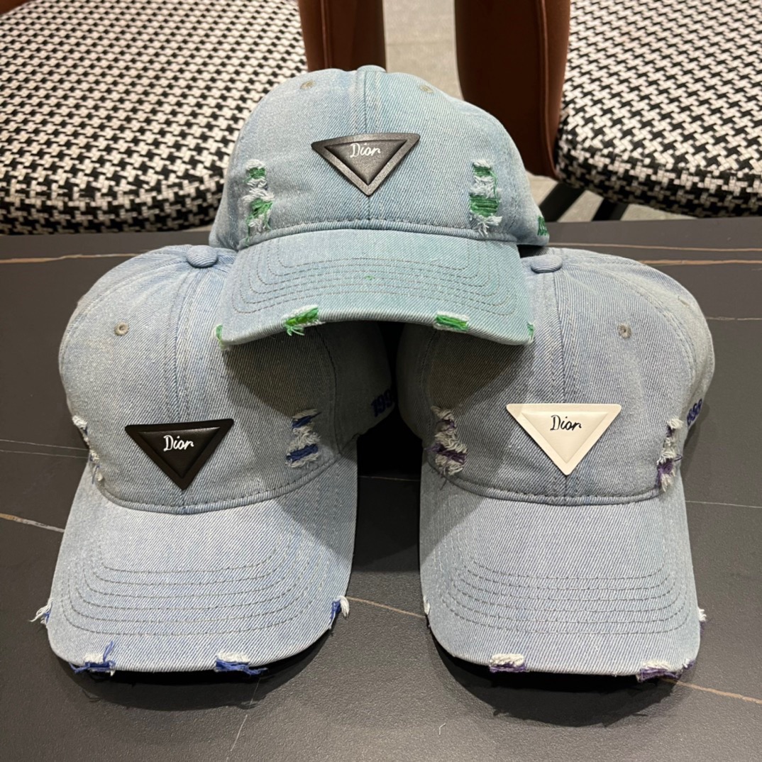 【DIOR】Nueva gorra de béisbol vaquera con agujeros 2024, estilo de marca, muy fácil de combinar, ¡cómprala ya!