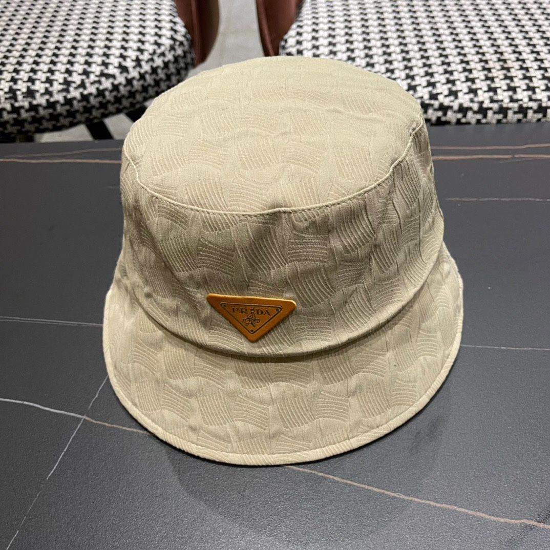 NO:221250,[Prada] New spring and summer sunshade fisherman hat, new style shipped, big brand models are super easy to match, buy them now!  Hat fisherman hat baseball hat knit hat, hat, prada, espadrilles, hats19860909【普拉达】春夏新款遮阳渔夫帽,新款出货,大牌款超好搭配,赶紧入手！帽子渔夫帽棒球帽针织帽,帽子,prada,espadrilles,hats,hat