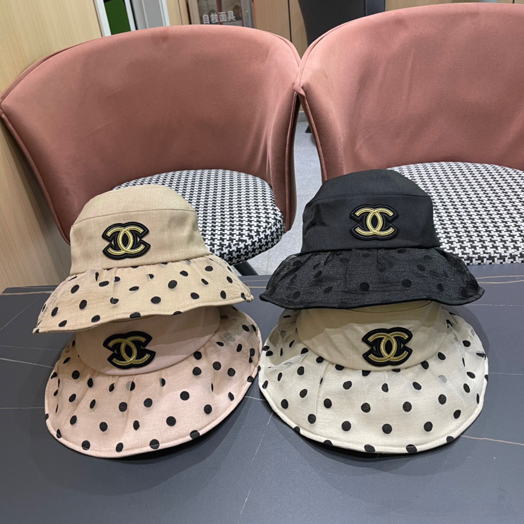 【Chanel】Nuevo sombrero de pescador de ala ancha para 2024, simple y elegante, excelente protección solar, se puede dobl…