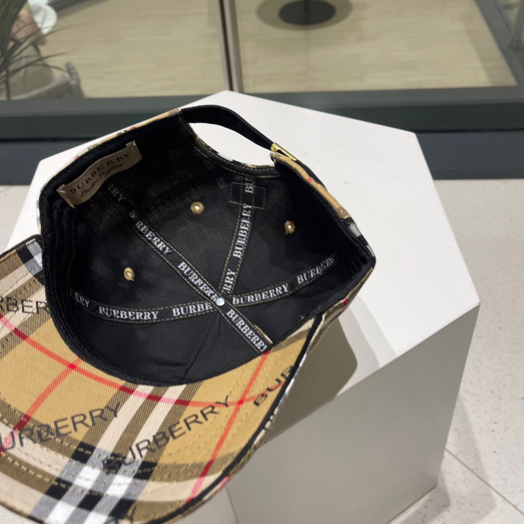 🧢Burberry（巴宝莉）新款原单棒球帽  专柜热卖款纯棉内里，完美版型，原厂品质，独家实物拍摄，男女