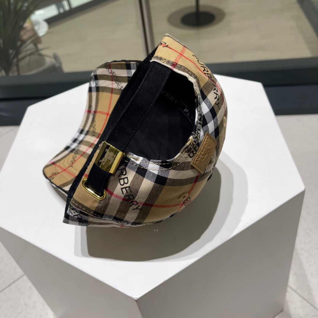 🧢Burberry（巴宝莉）新款原单棒球帽  专柜热卖款纯棉内里，完美版型，原厂品质，独家实物拍摄，男女