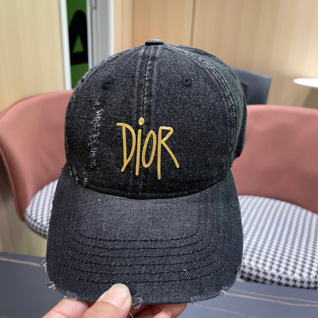 【DIOR迪奥】新款走量简约牛仔棒球帽🧢，新款出货，大牌款超好搭配，赶紧入手！