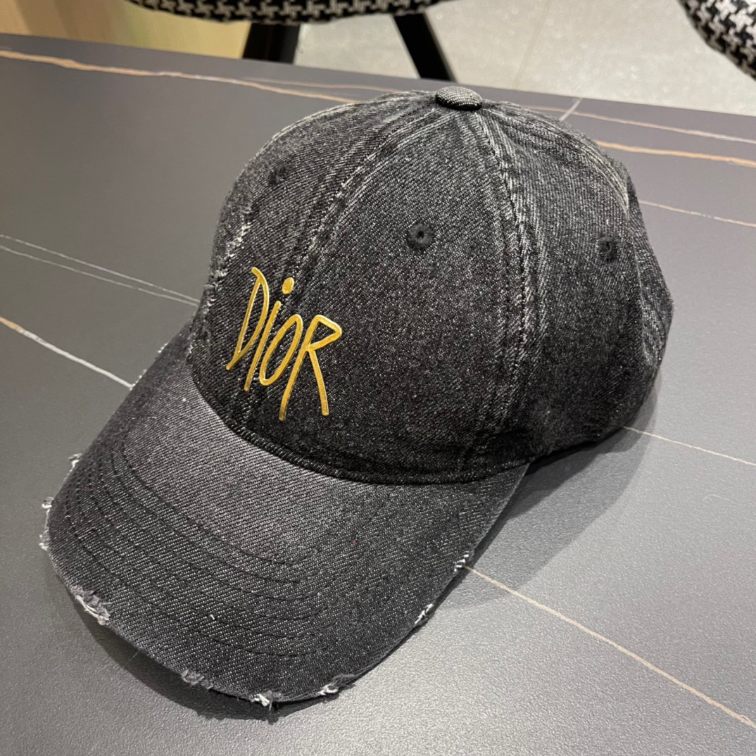 【DIOR迪奥】新款走量简约牛仔棒球帽🧢，新款出货，大牌款超好搭配，赶紧入手！