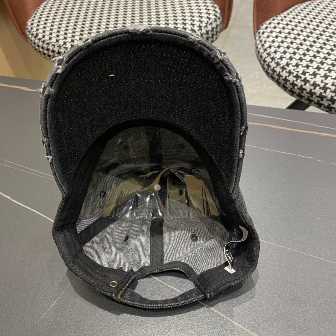 【DIOR迪奥】新款走量简约牛仔棒球帽🧢，新款出货，大牌款超好搭配，赶紧入手！