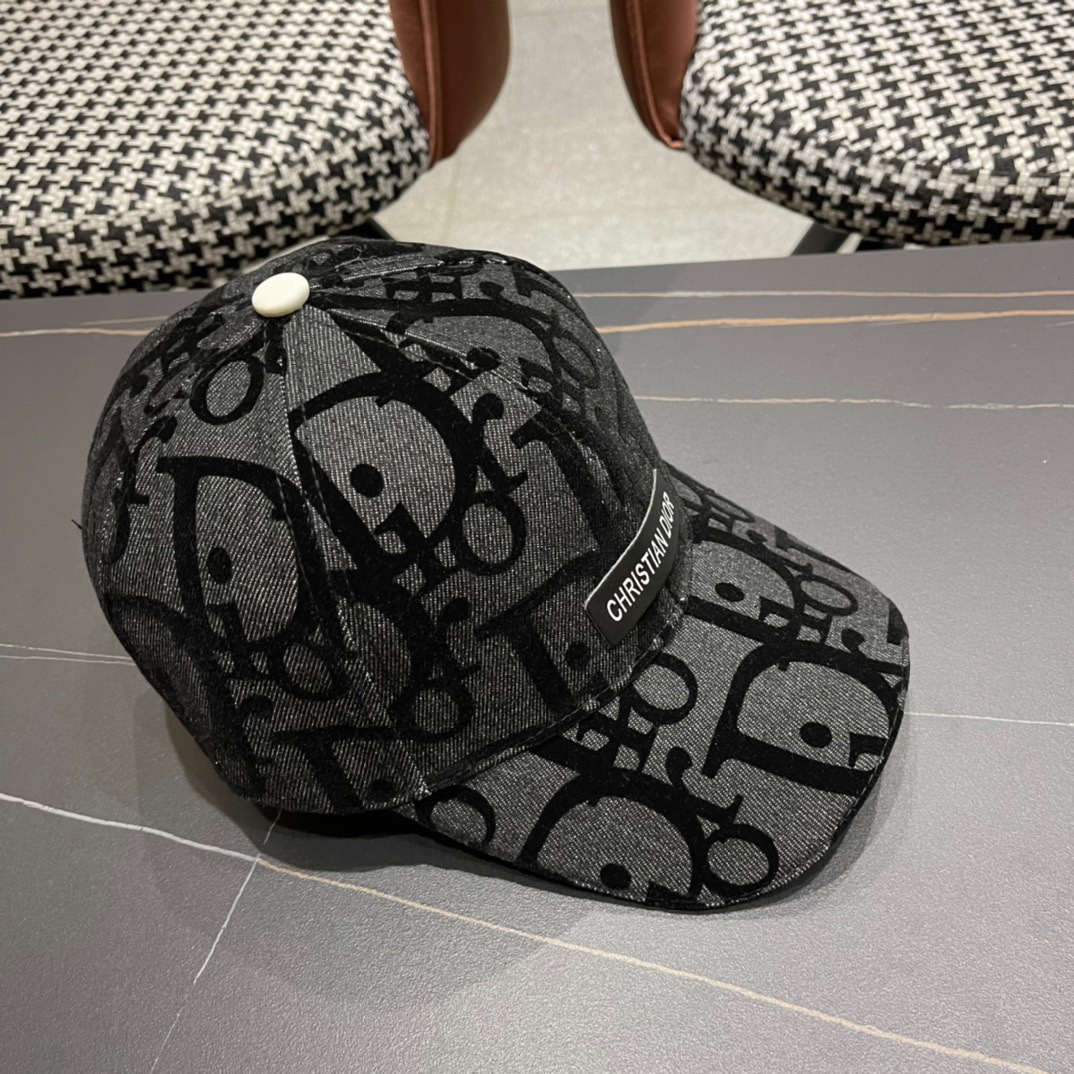 Dior迪奥2024新‮棒款‬球帽，鸭舌帽，原‮品单‬质，跑‮多量‬色
