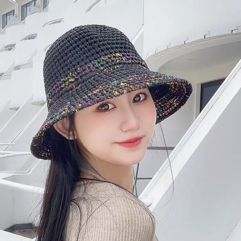 NO:225281,Prada's new spring and summer woven rainbow-edged straw hat, simple and sweet style, the hat is very good, and the big face shape!  Essential hats, straw hats, fisherman hats, baseball hats, knit hats, hats, pradas, espadrilles, hats19860909普拉达春夏新款编织彩虹边草帽,简约甜美风,帽型很好,大脸型哦！出街必备帽子草帽渔夫帽棒球帽针织帽,帽子,prada,espadrilles,hats,hat
