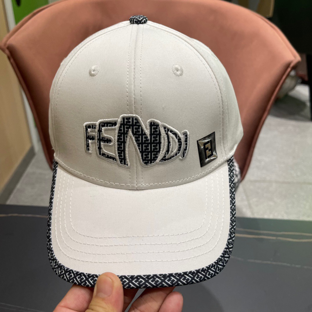  Fendi（芬迪）新款原单棒球帽， 双F提花，专柜热卖款，11开模订制，轻盈透气！质量超赞，基础头围5