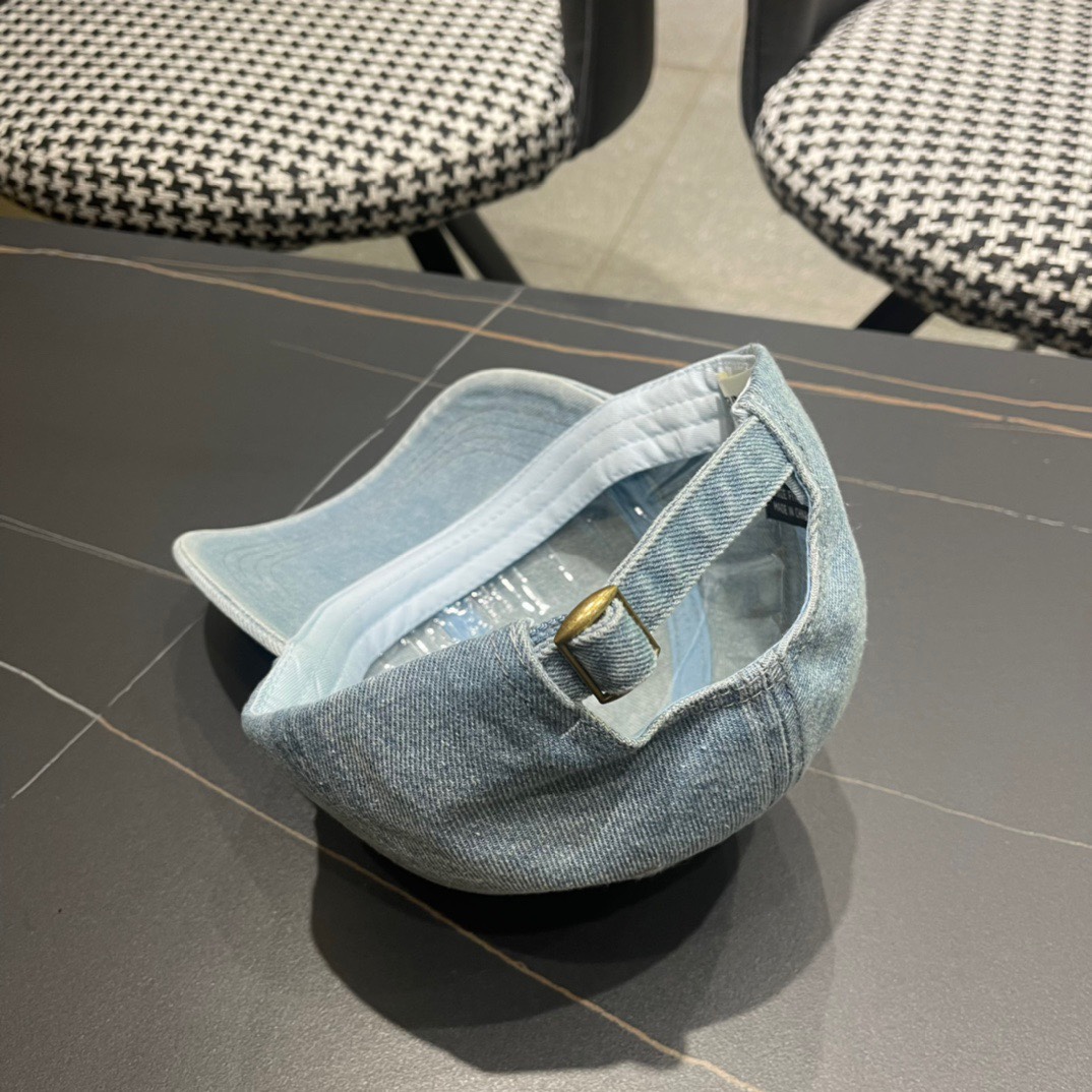 【CELINE赛琳】2024春夏新款爆款牛仔棒球帽🧢，大牌款超好搭配，赶紧入手！