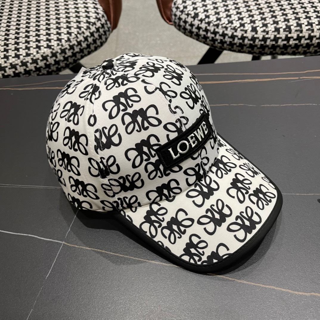 。【LOEWE罗意威】2024新款棒球帽，专柜经典款，男女通用