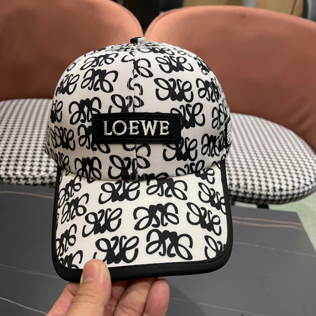 。【LOEWE罗意威】2024新款棒球帽，专柜经典款，男女通用
