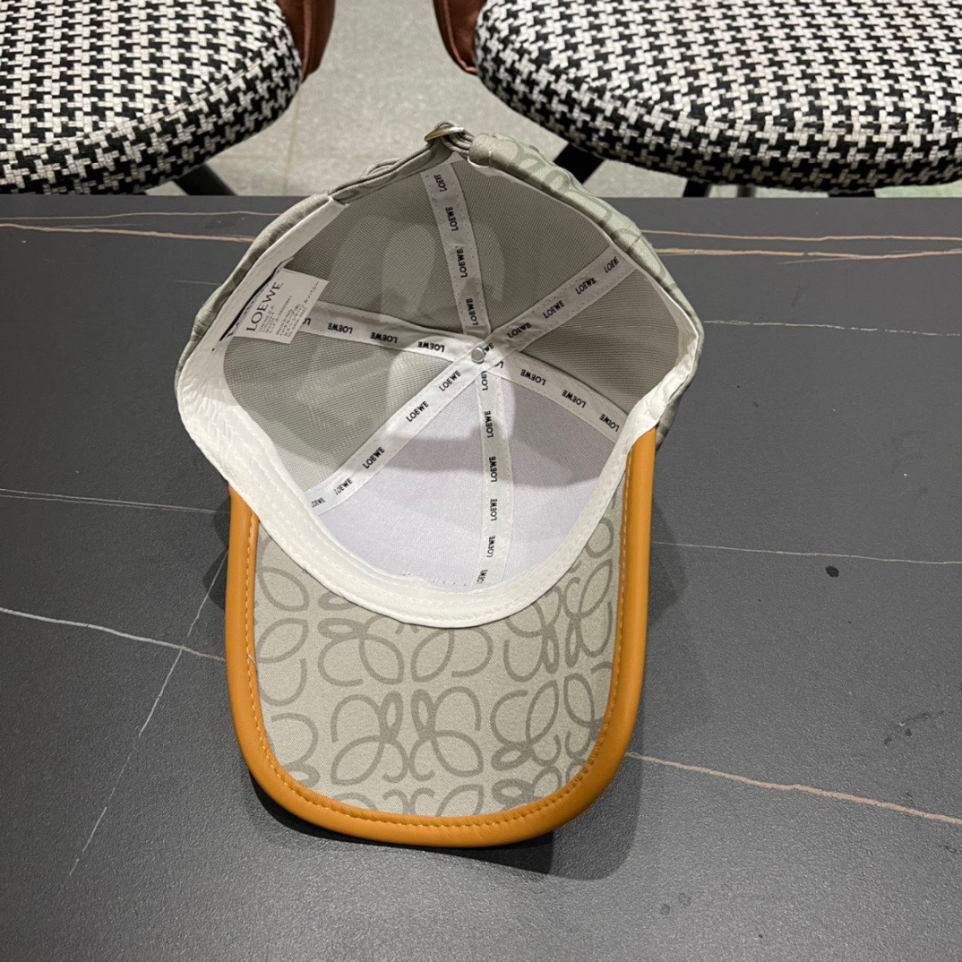 。【LOEWE罗意威】2024新款棒球帽，专柜经典款，男女通用