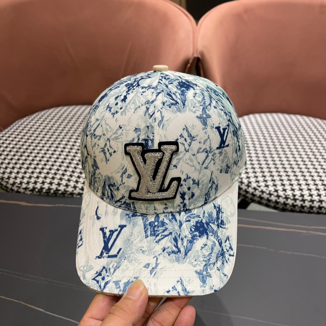  LV(路易威登)新款老花原单棒球帽，11开模订制，做工细致完美，质量超赞，基础头围56，贴片可调节。