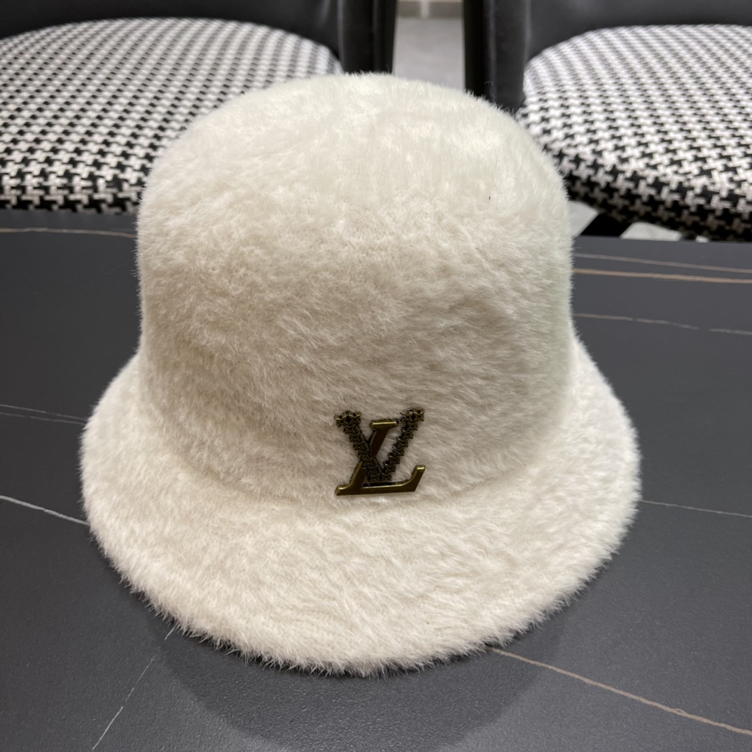 NO:210215,【LV Louis Vuitton】New autumn and winter plush big brand fisherman hat, super easy to match, a hat with closed eyes, a straw hat fisherman hat baseball hat, hat, louis vuitton, louis vuitton, espadrilles, hats19860909【LV路易威登】新款秋冬毛绒大牌渔夫帽,超好搭配,闭眼入的一款帽子草帽渔夫帽棒球帽,帽子,louis vuitton,louis vuitton,espadrilles,hats,hat