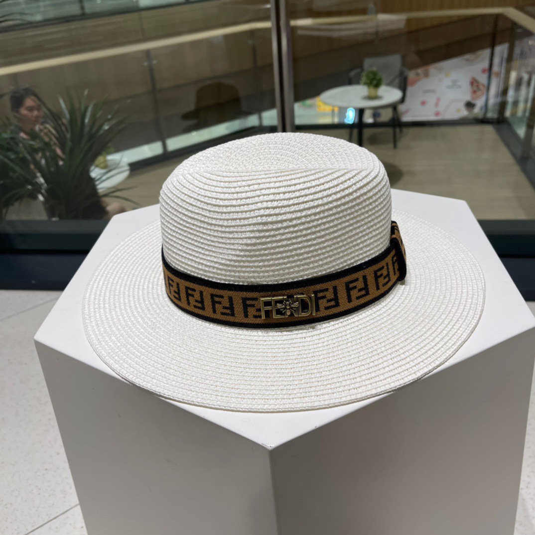 NO:221337,FENDI new straw hat, Rafia made, presbyterian FF fabric, essential for celebrity, head circumference 57cm hat, fisherman hat, baseball hat, knit hat, hat, fendi, fendi, espadrilles, hats19860909FENDI 芬迪新款草帽,拉菲草制作,拼老花FF面料,名媛必备,头围57cm帽子渔夫帽棒球帽针织帽,帽子,fendi,fendi,espadrilles,hats,hat