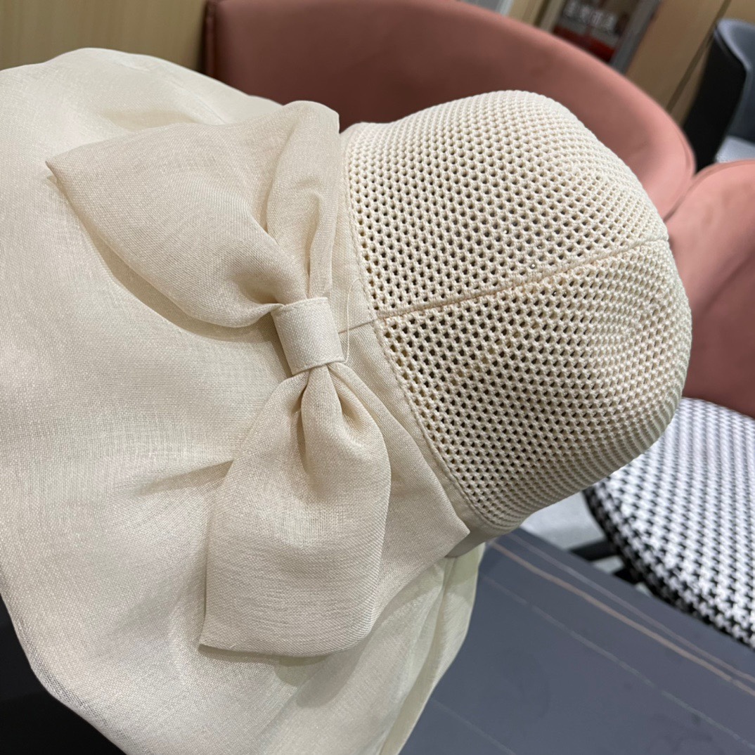  Celine 赛琳2024新款遮阳渔夫帽防晒沙滩盆帽潮女蝴蝶结大檐布帽沿帽子好看