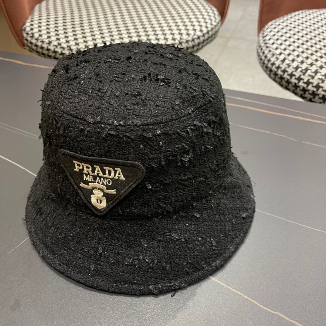 NO:220936,Prada Prada new sun protection fisherman hat women spring and summer shopping fashion sun hat fisherman hat baseball hat knit hat, hat, prada, prada, espadrilles, hats19860909Prada普拉达新款防晒渔夫帽女春夏季逛街时尚遮阳帽帽子渔夫帽棒球帽针织帽,帽子,prada,prada,espadrilles,hats,hat