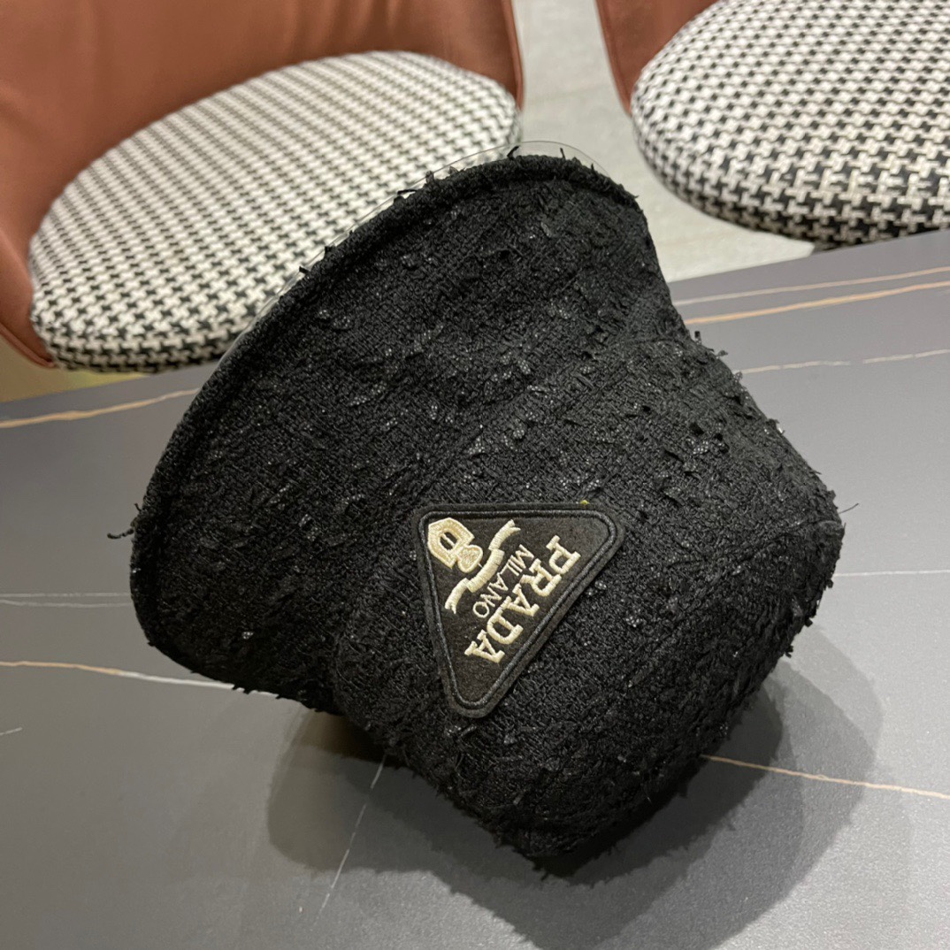   Prada普拉达2024新款防晒渔夫帽女春夏季逛街时尚遮阳帽