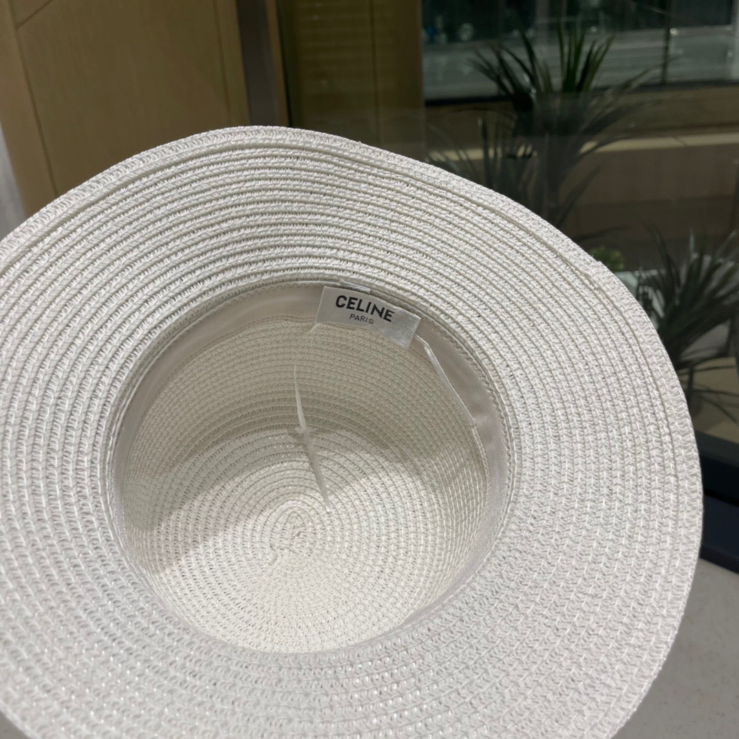  Celine赛琳新款草帽，遮掩小礼帽，黑 白 卡其三色 头围57cm