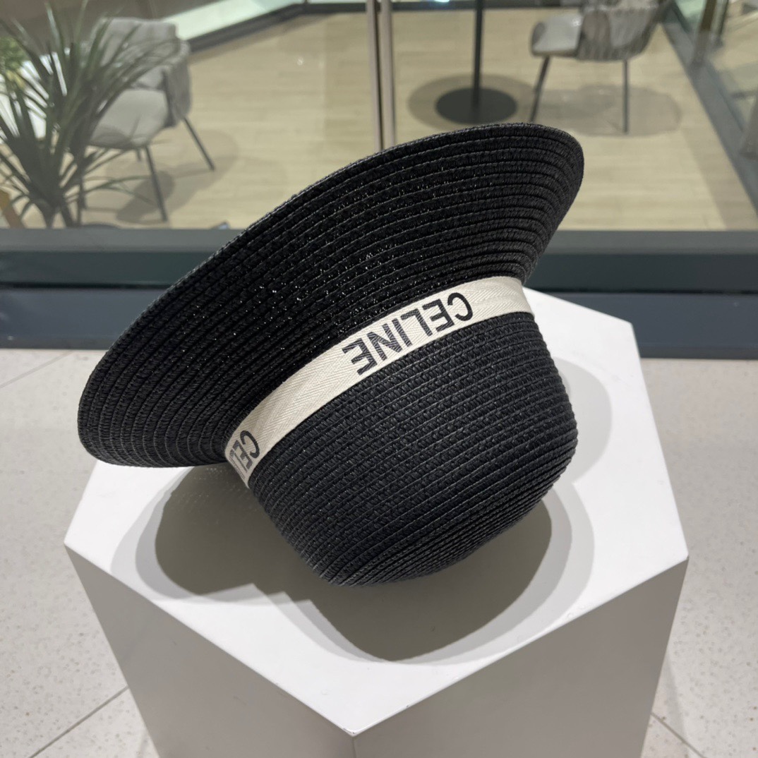  Celine赛琳新款草帽，遮掩小礼帽，黑 白 卡其三色 头围57cm