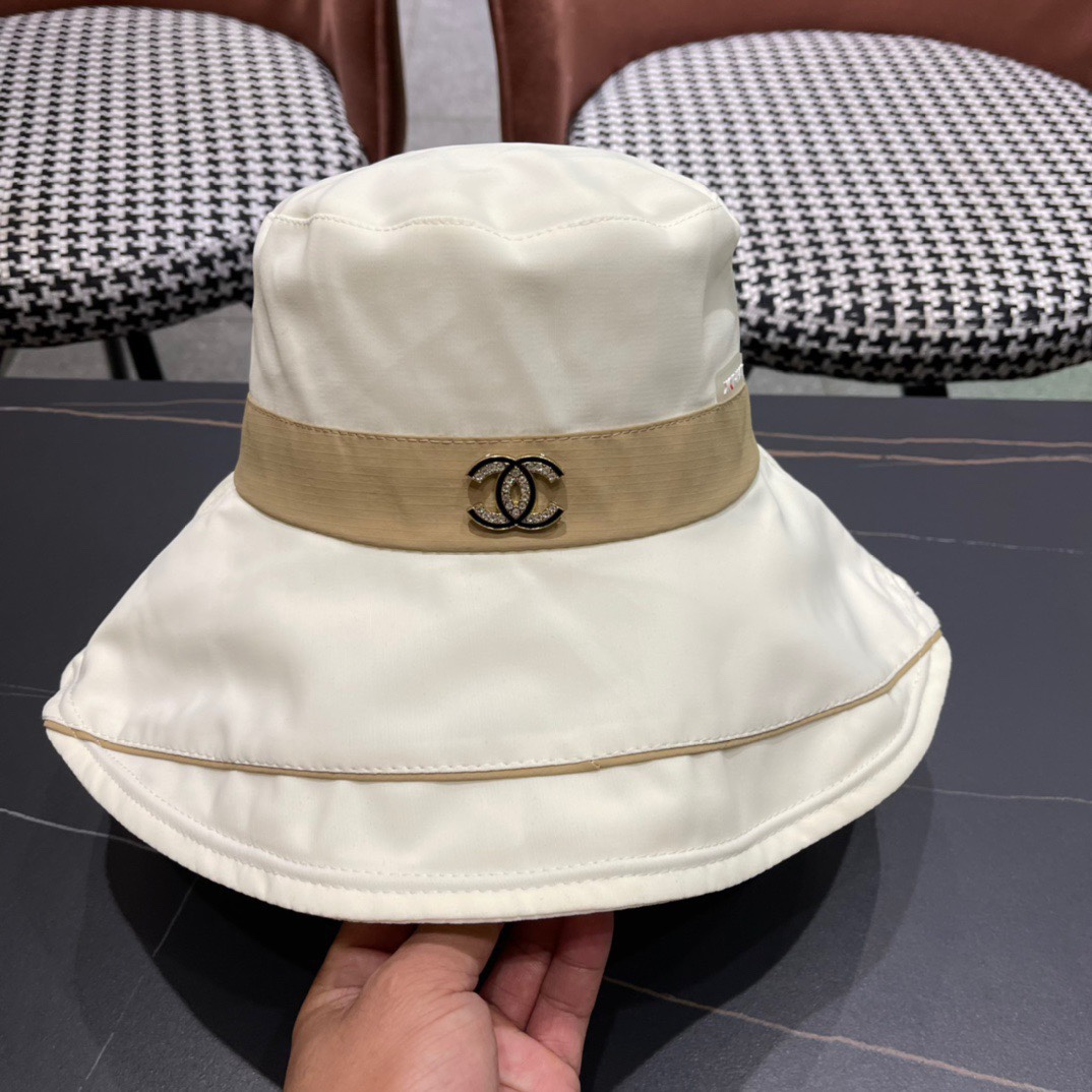  Chanel 香奈儿 2024新款渔夫帽爽朗阳光 最适合假期出游的一款 ^_^料子轻盈透气 