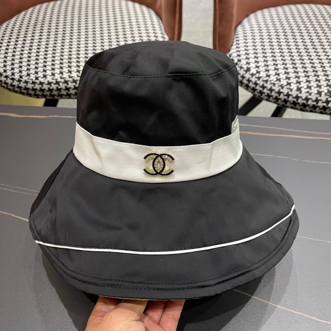  Chanel 香奈儿 2024新款渔夫帽爽朗阳光 最适合假期出游的一款 ^_^料子轻盈透气 