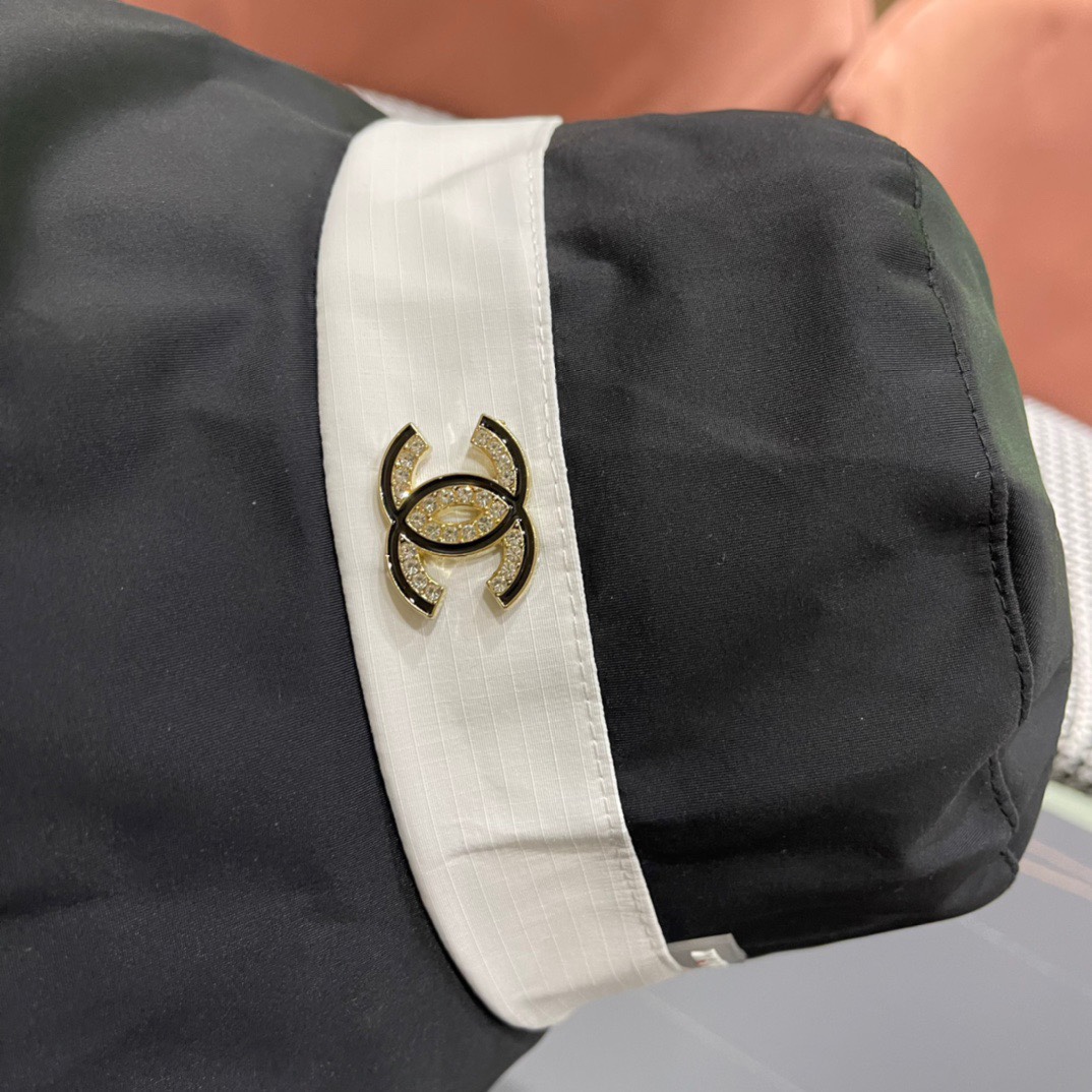  Chanel 香奈儿 2024新款渔夫帽爽朗阳光 最适合假期出游的一款 ^_^料子轻盈透气 