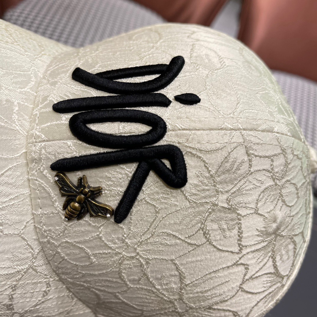  Dior迪奥新‮棒款‬球帽，原‮品单‬质，跑‮多量‬色